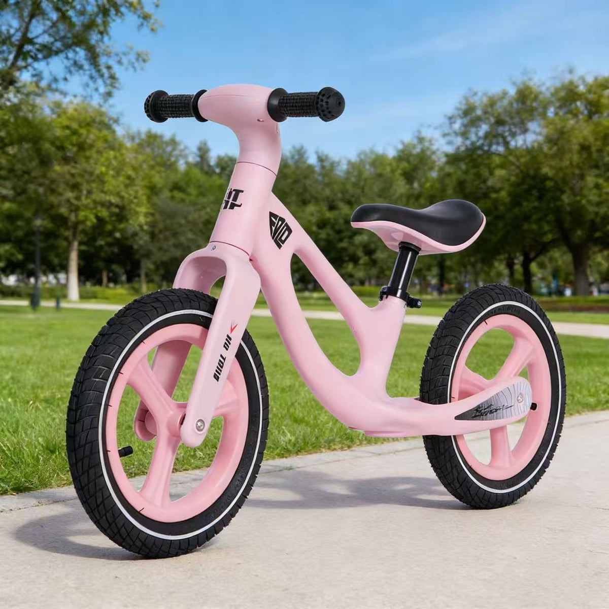 Footless Self-Balancing Scooter with Adjustable Height to Help Learn Walking and Riding