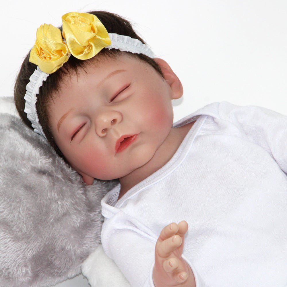 Lifelike 46cm soft silicone baby doll realistic newborn toy for kids